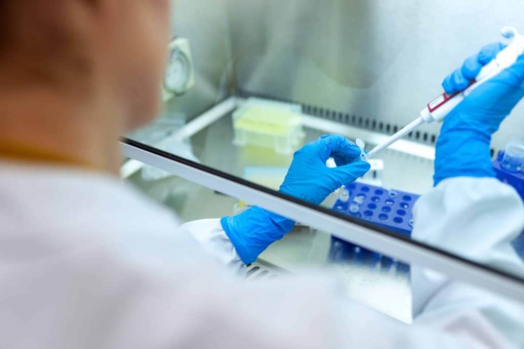 Cold Chain Compliance in 2025 | Cold Chain Monitoring | Lab Work | Experimental Monitoring